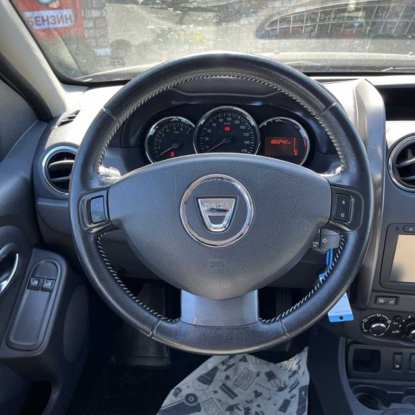 Dacia Duster 2015 г 180242 км - Image 18