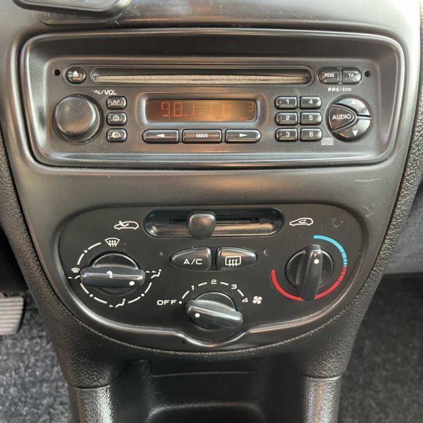 Peugeot 206 2000 г 317064 км - Image 8