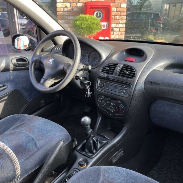 Peugeot 206 2000 г 317064 км - Image 13