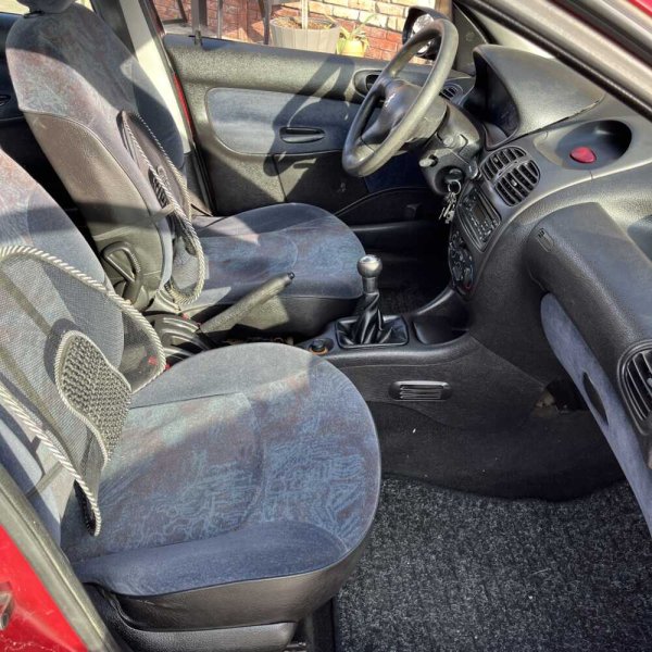 Peugeot 206 2000 г 317064 км - Image 14