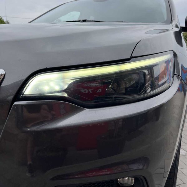 Jeep Cherokee 2019 г 72413 км - Image 8