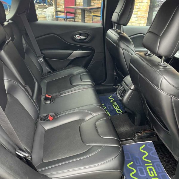 Jeep Cherokee 2019 г 72413 км - Image 24