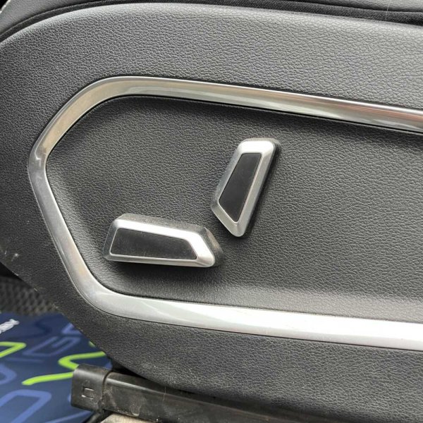 Geely Atlas Pro 2022 г 111385 км - Image 12