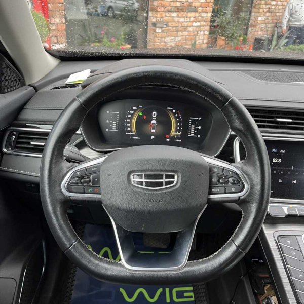 Geely Atlas Pro 2022 г 111385 км - Image 20