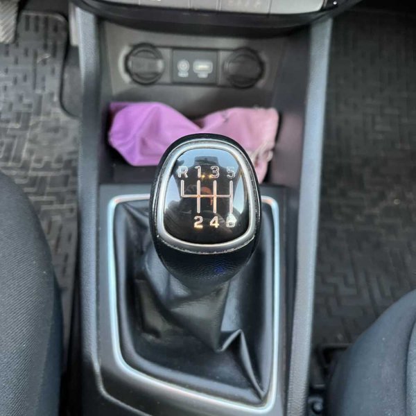 Hyundai i20 2016 г 145892 км - Image 12