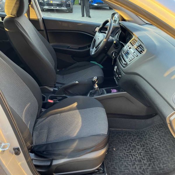 Hyundai i20 2016 г 145892 км - Image 19