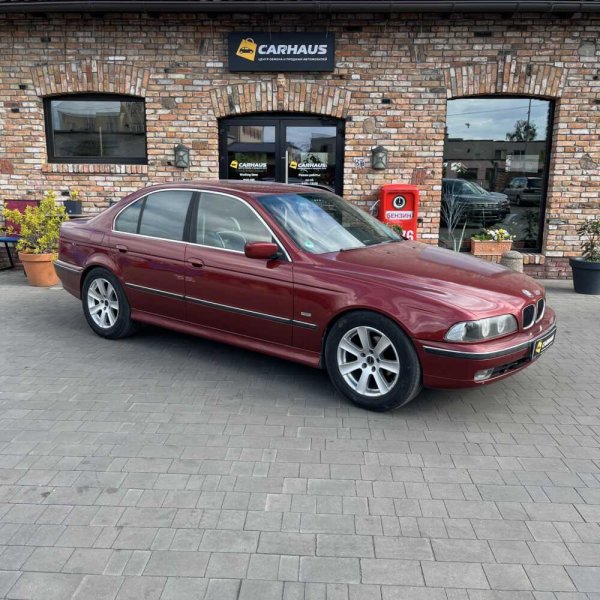 BMW 5 серия 1998 г 284091 км