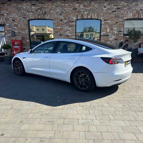Tesla Model 3 2019 г 106760 км - Image 4