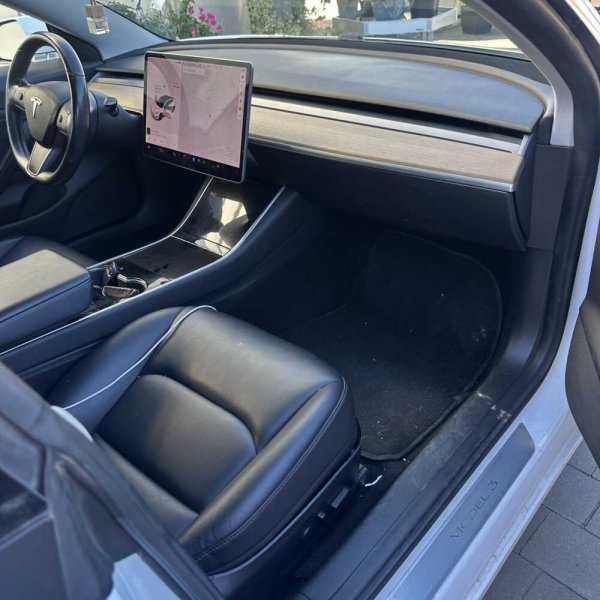 Tesla Model 3 2019 г 106760 км - Image 15