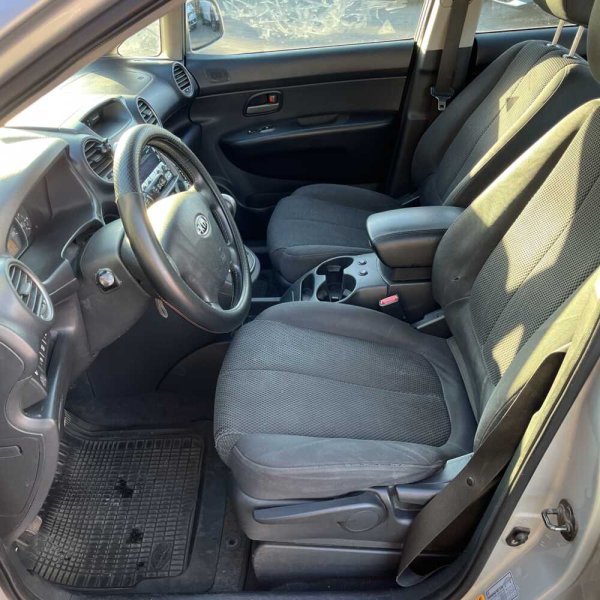 Kia Carens 2006 г 270457 км - Image 8