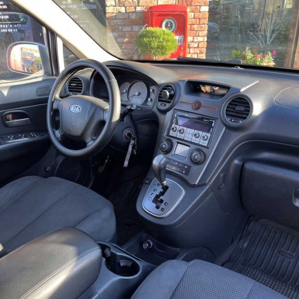 Kia Carens 2006 г 270457 км - Image 19