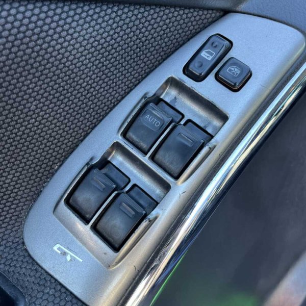 Pontiac Vibe 2004 г 418020 км - Image 9