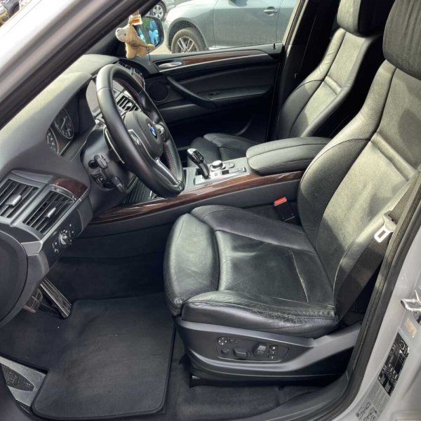 BMW X5 2008 г 345923 км - Image 9