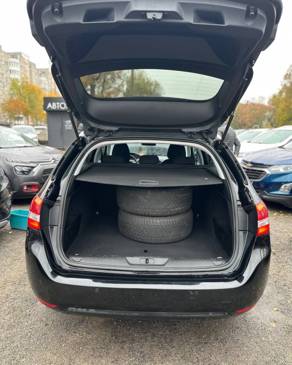 Peugeot 308 T9 · Рестайлинг - Image 12