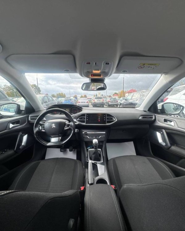 Peugeot 308 T9 · Рестайлинг - Image 9