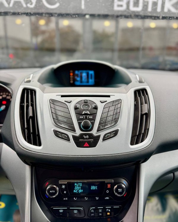 Ford Grand C-Max I - Image 16