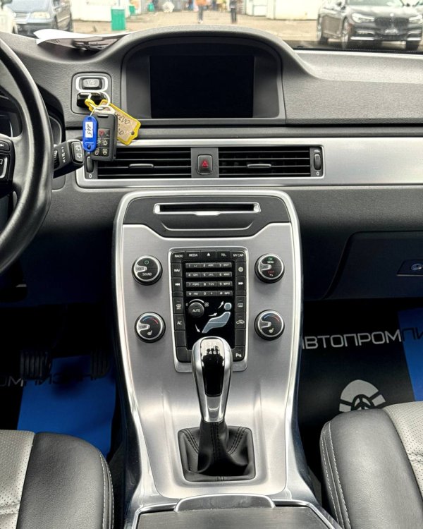 Volvo V70 III · Рестайлинг - Image 12