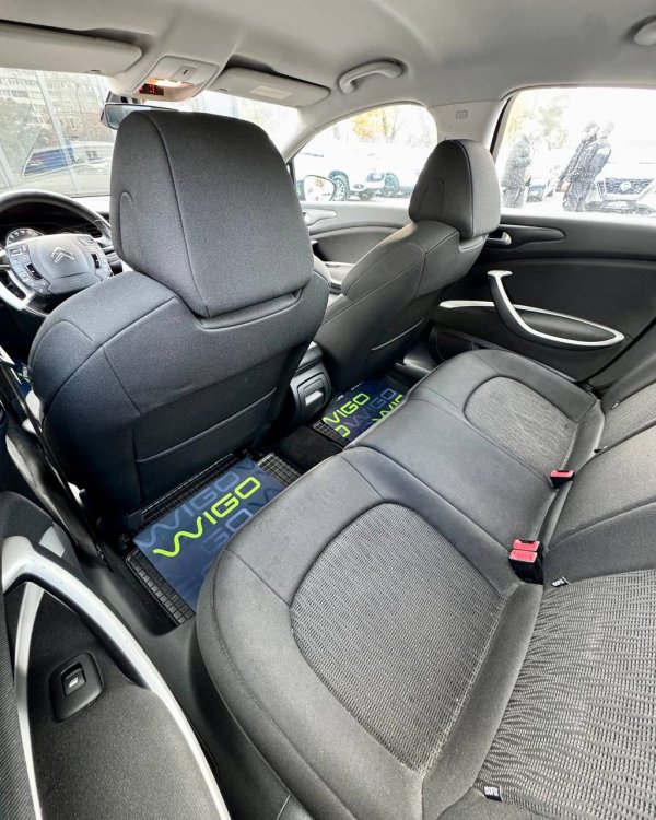 Citroen C5 II - Image 11