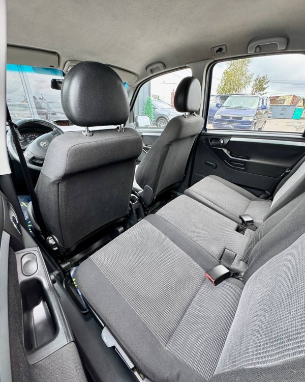 Opel Meriva I - Image 11