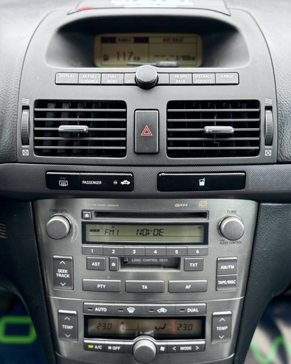 Toyota Avensis II (T250) - Image 16