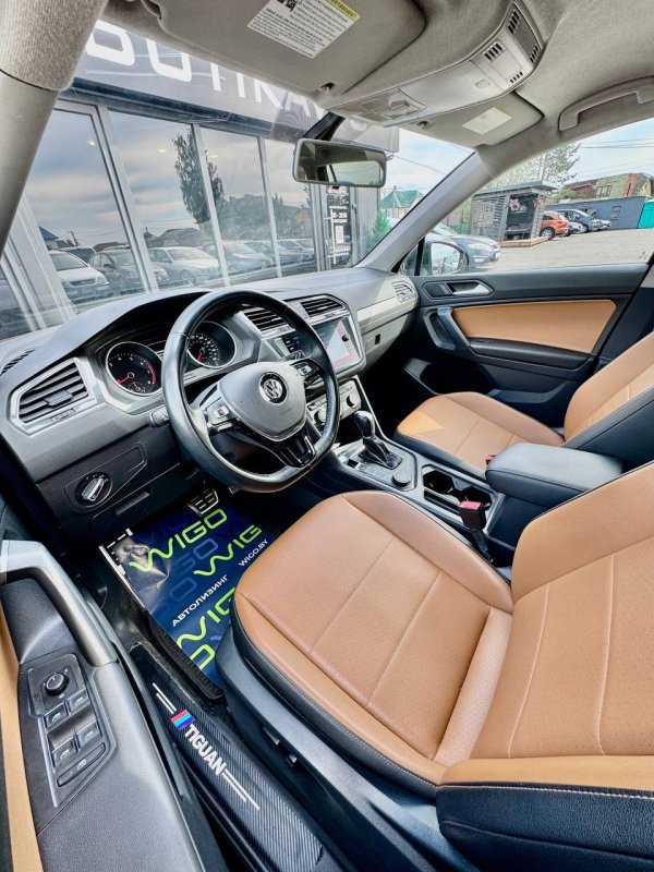 Volkswagen Tiguan II - Image 10
