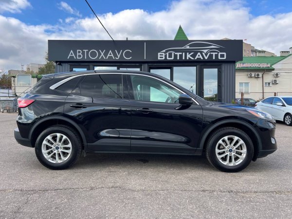 Ford Escape IV - Image 8