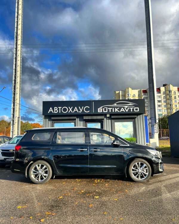 Kia Carnival III - Image 7