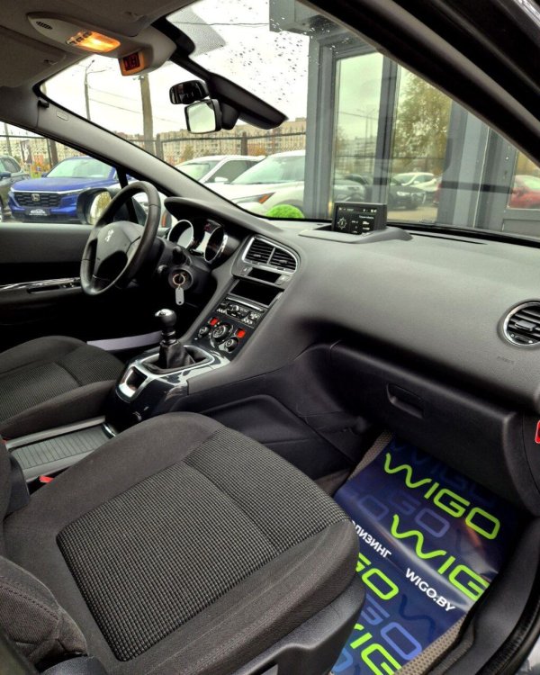 Peugeot 5008 I - Image 11