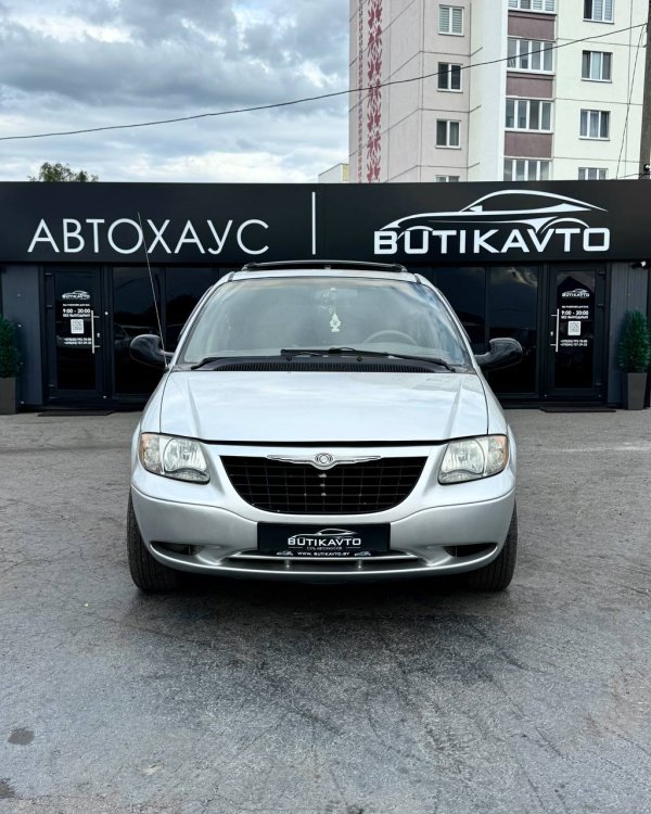 Chrysler Voyager IV - Image 2
