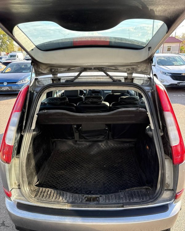 Ford C-MAX I - Image 13