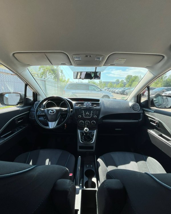 Mazda 5 II - Image 7