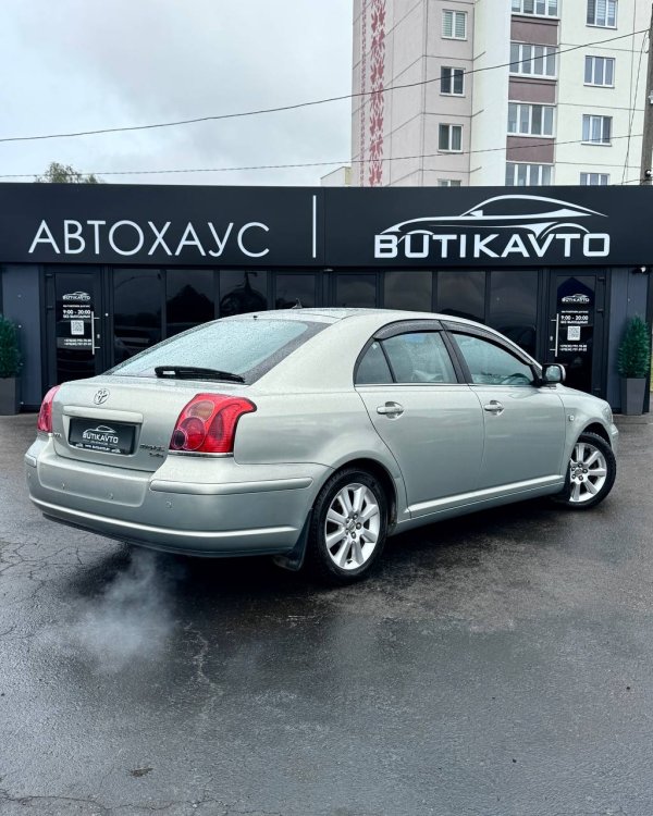 Toyota Avensis II (T250) - Image 7