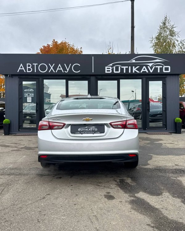 Chevrolet Malibu IX · Рестайлинг - Image 6