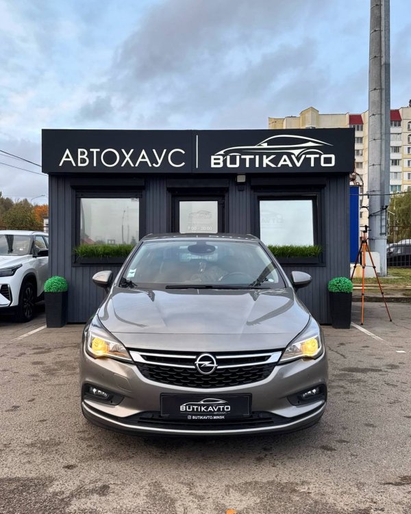 Opel Astra K - Image 2