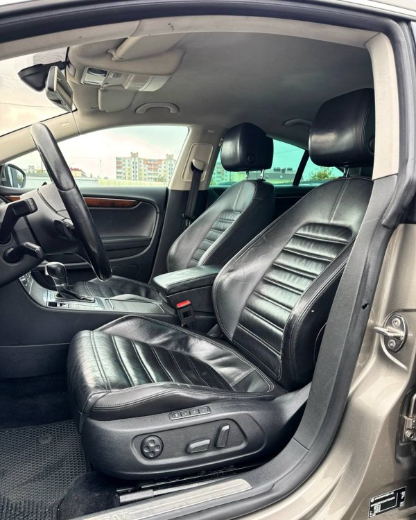 Volkswagen Passat CC I · Рестайлинг - Image 10