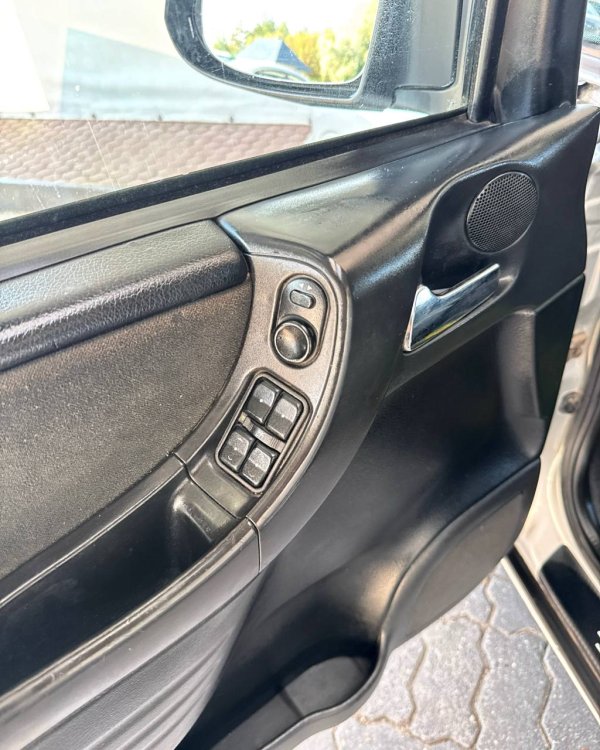 Opel Zafira A - Image 9