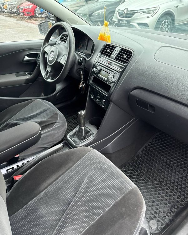 Volkswagen Polo V - Image 13