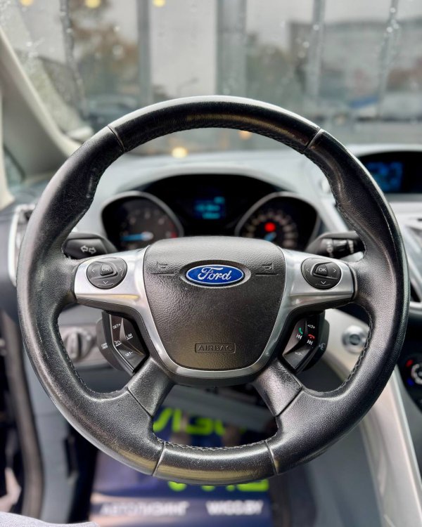 Ford Grand C-Max I - Image 17