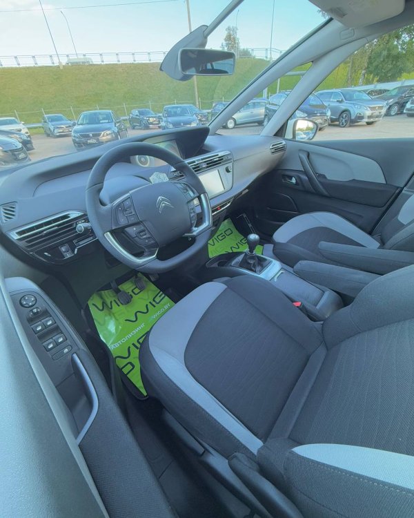 Citroen C4 Grand Picasso II - Image 12