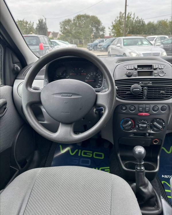 Fiat Punto II - Image 11