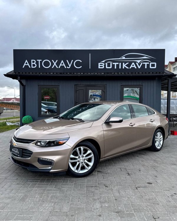 Chevrolet Malibu IX - Image 3