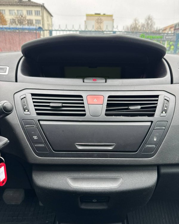 Citroen C4 Grand Picasso - Image 16