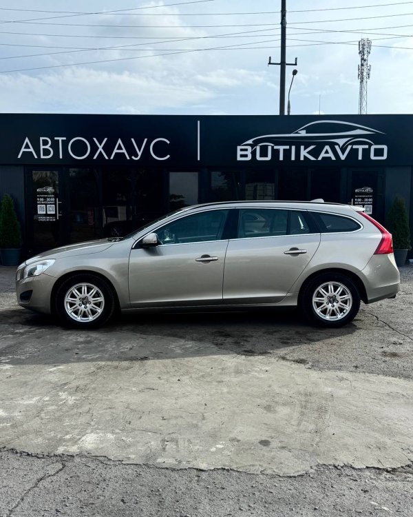 Volvo V60 I - Image 8