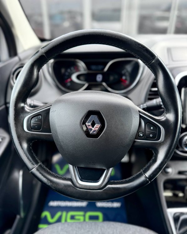Renault Captur I · Рестайлинг - Image 15