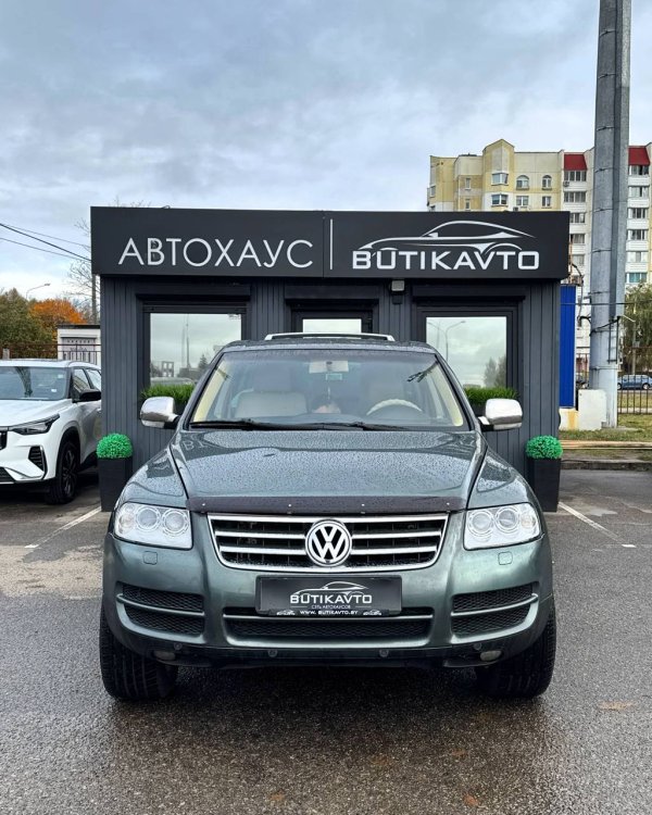Volkswagen Touareg I - Image 2