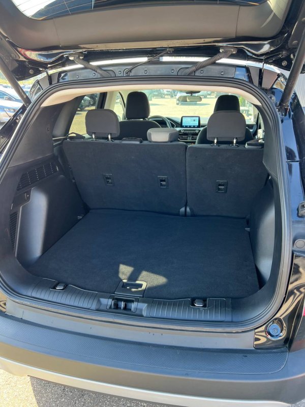 Ford Escape IV - Image 19