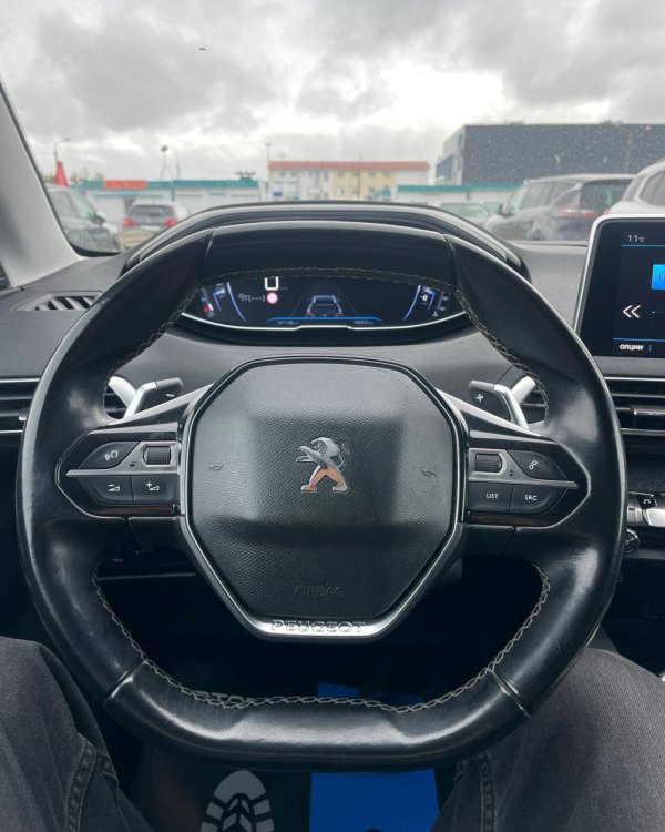 Peugeot 5008 II - Image 11