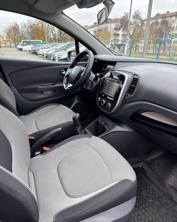 Renault Captur I - Image 11