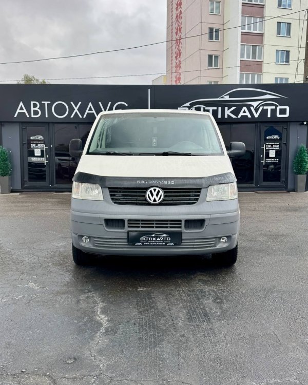 Volkswagen Transporter T5 - Image 2