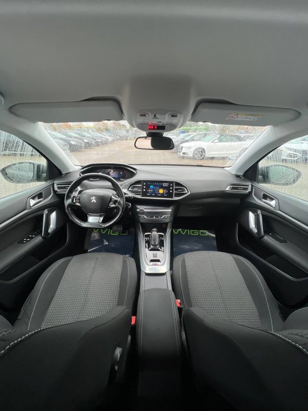 Peugeot 308 T9 · Рестайлинг - Image 11
